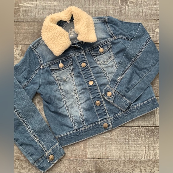 Revolt Jean Jacket With Faux Sherpa Collar - Picture 1 of 11